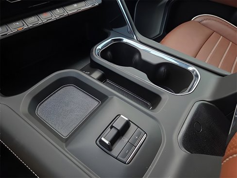 Used 2025 GMC Sierra 3500 Denali Ultimate image 19