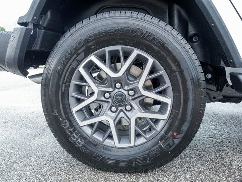 New 2025 Jeep Wrangler Sahara image 6