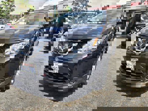 Used 2019 Nissan Rogue Sport S w/ Appearance Package image 25