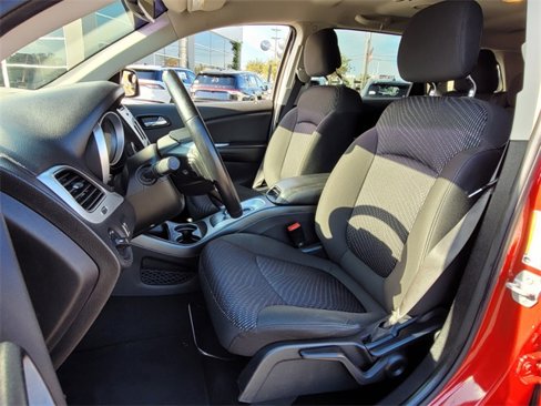 Used 2019 Dodge Journey SE w/ Connectivity Group image 8
