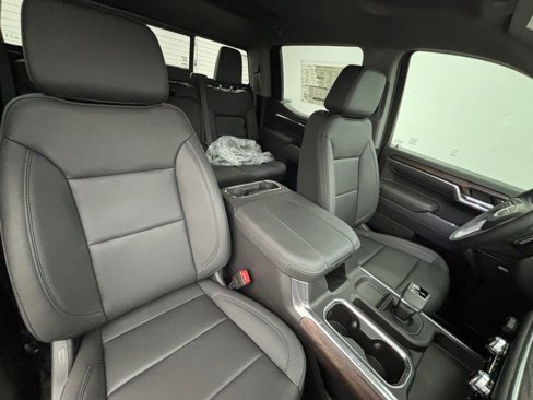 New 2025 GMC Sierra 1500 SLT w/ SLT Premium Package image 38