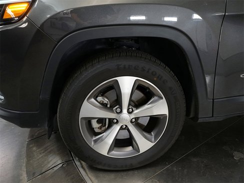 Used 2022 Jeep Cherokee Limited image 7