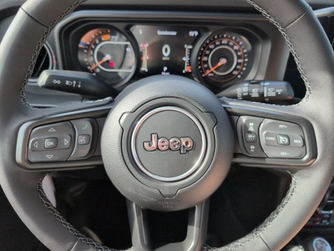 New 2025 Jeep Wrangler Unlimited Rubicon image 9