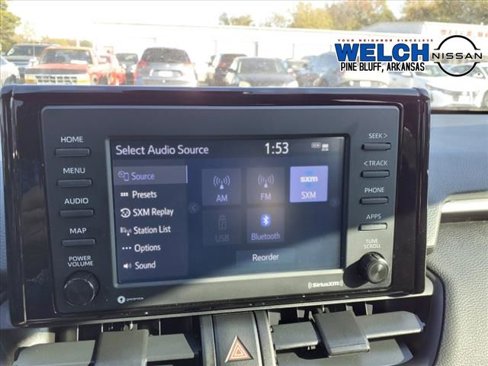 Used 2021 Toyota RAV4 XLE image 18