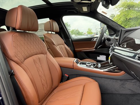 New 2026 BMW X7 xDrive40i w/ M Sport Package image 23