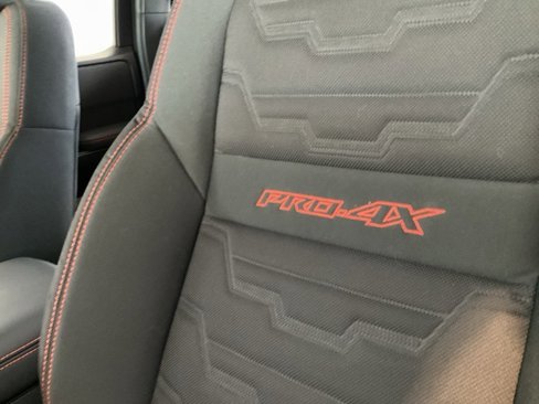 Used 2024 Nissan Frontier PRO-4X w/ Technology Package image 4