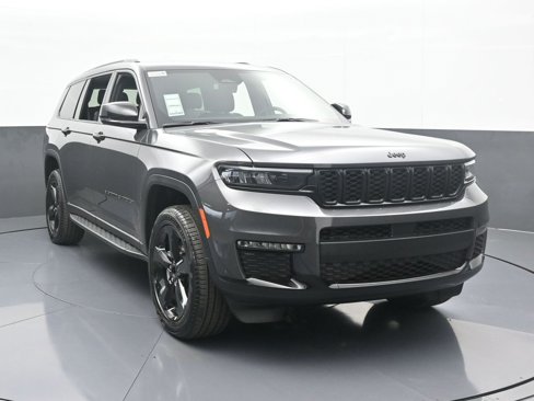New 2025 Jeep Grand Cherokee L Limited w/ Black Appearance Package image 9