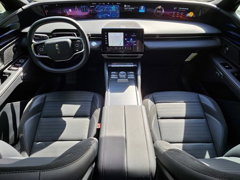 New 2025 Lincoln Nautilus Reserve w/ Jet Appearance Package image 17