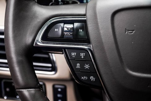 Used 2024 Lincoln Navigator Reserve w/ Monochromatic Package image 27