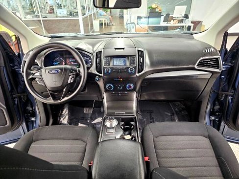 Used 2019 Ford Edge SE image 9