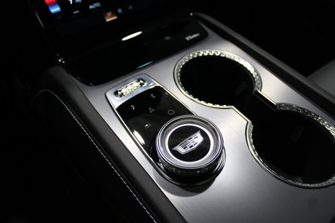 New 2026 Cadillac Vistiq Luxury w/ LPO, Floor Liner Package image 18