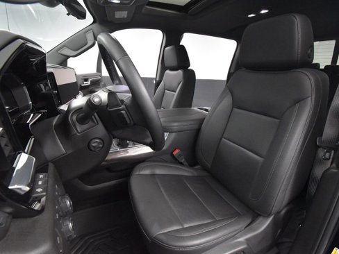 Used 2024 Chevrolet Silverado 1500 LTZ w/ LTZ Premium Package image 29