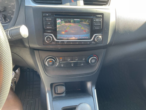 Used 2018 Nissan Sentra S image 13