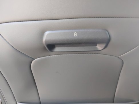 New 2025 Ford Expedition Active image 22
