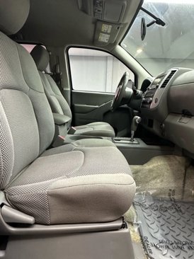 Used 2018 Nissan Frontier SV image 36