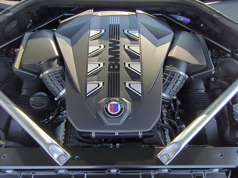 New 2026 BMW ALPINA XB7 image 15
