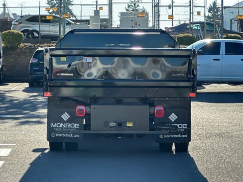 New 2025 Ford F550 4x4 Regular Cab Super Duty image 5