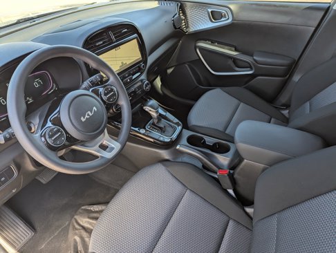 Certified 2023 Kia Soul S image 19
