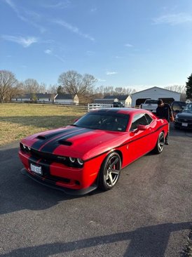 Used 2023 Dodge Challenger SRT Hellcat image 1