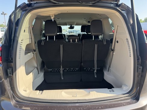 Used 2022 Chrysler Pacifica Touring-L image 44