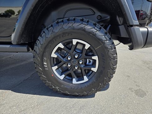 New 2025 Jeep Wrangler Unlimited Rubicon 4xe image 42