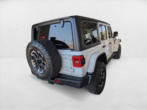 Used 2023 Jeep Wrangler Unlimited Rubicon 4xe image 5