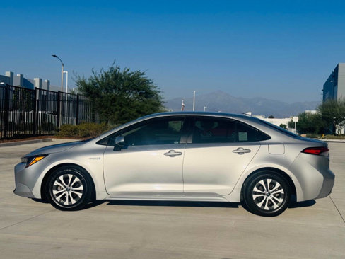 Used 2021 Toyota Corolla LE image 8