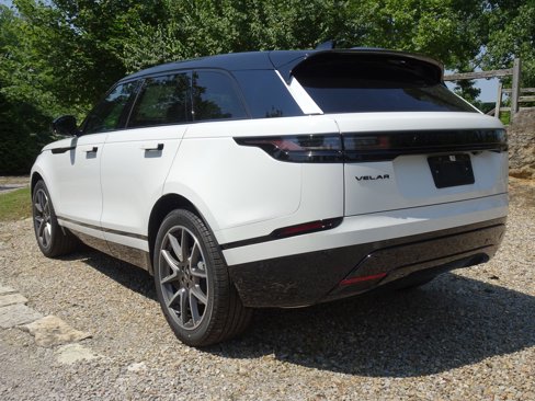 New 2026 Land Rover Range Rover Velar Dynamic SE image 8