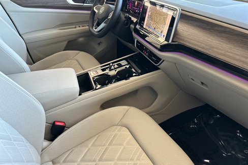 New 2025 Volkswagen Atlas SEL Premium R-Line image 16