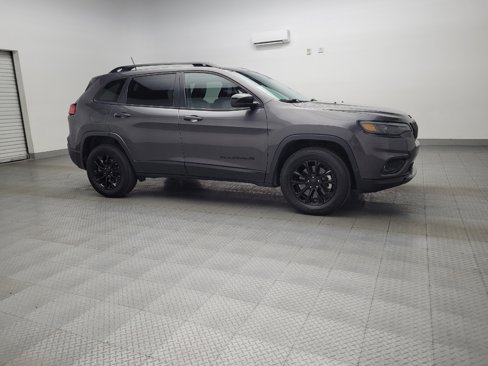 Used 2023 Jeep Cherokee Altitude Lux image 11