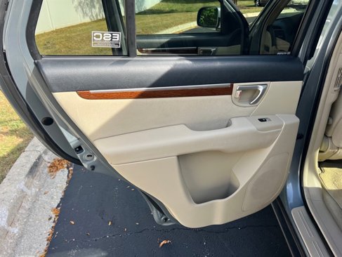 Used 2009 Hyundai Santa Fe SE image 20