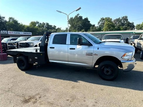Used 2015 RAM 3500 Tradesman w/ Chrome Appearance Group image 3