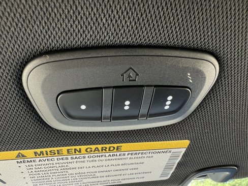 New 2026 Chrysler Pacifica Select image 46