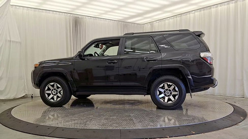 Used 2024 Toyota 4Runner TRD Off-Road image 2
