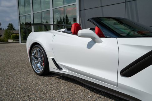 Used 2019 Chevrolet Corvette ZR1 image 17