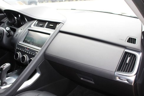Used 2020 Jaguar E-PACE image 32