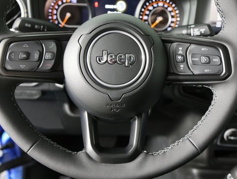 New 2025 Jeep Gladiator Sport image 13