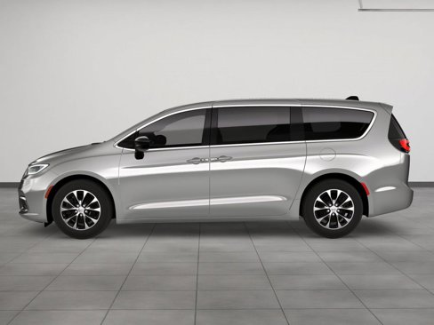 New 2026 Chrysler Pacifica Select image 3