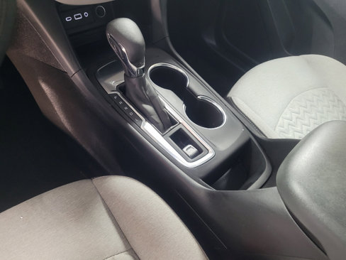 Used 2022 Chevrolet Equinox LS image 26