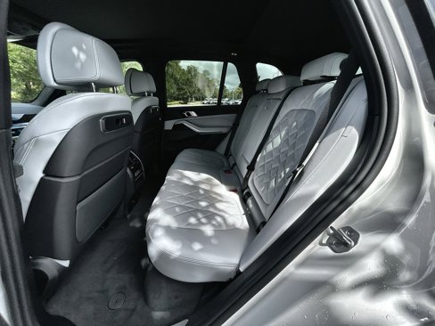 New 2026 BMW X5 xDrive50e w/ Premium Package image 27