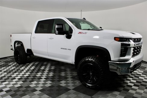 Used 2023 Chevrolet Silverado 2500 LT image 1