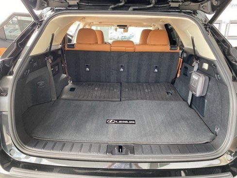 Used 2022 Lexus RX 350L FWD w/ Premium Package image 8