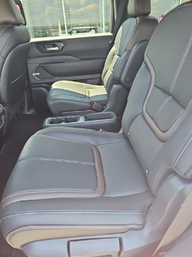 New 2026 Nissan Armada SL image 4
