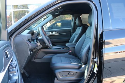 New 2025 Ford Explorer ST-Line image 17