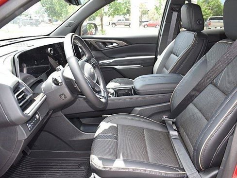 New 2025 Chevrolet Traverse High Country w/ LPO, Floor Liner Package image 7