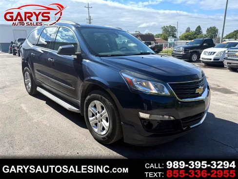Used 2015 Chevrolet Traverse LS image 1