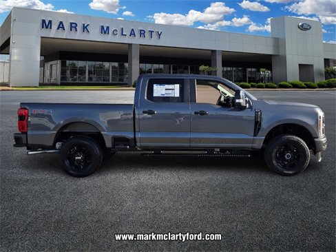 New 2026 Ford F250 XL image 2