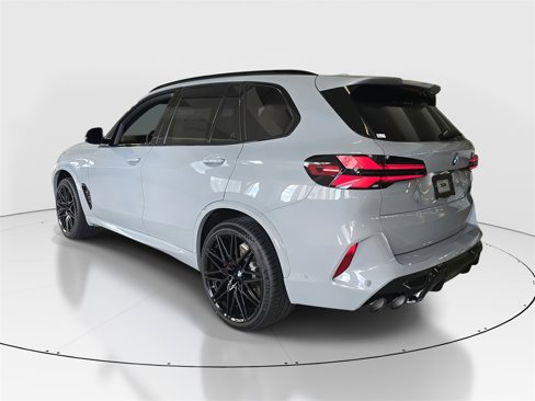 New 2026 BMW X5 M Competition w/ Executive Package image 4