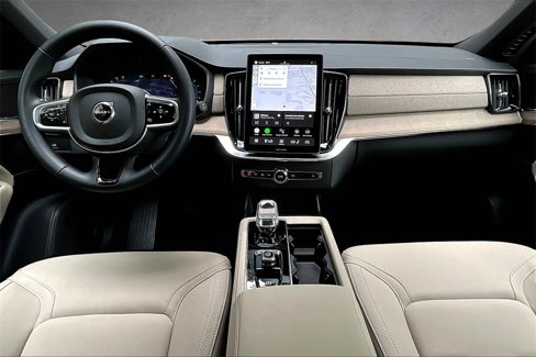 Certified 2025 Volvo XC90 B5 Core w/ Climate Package image 7