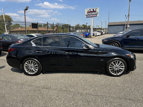 Used 2019 INFINITI Q50 Luxe w/ Essential Package (3.0T Luxe) image 4